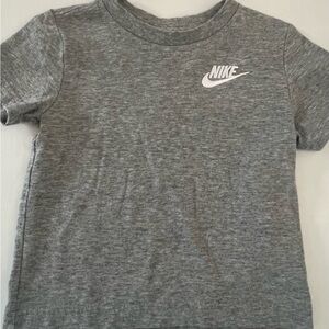 Nike Kids Gray T-Shirt, size 3T, with Embroidered logo, LIKE NEW CONDITION